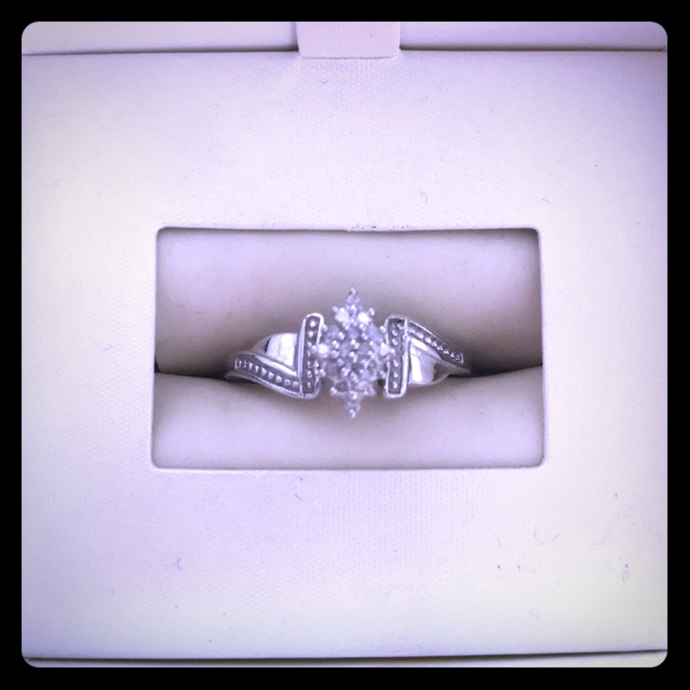 Gorgeous diamond dust promise ring